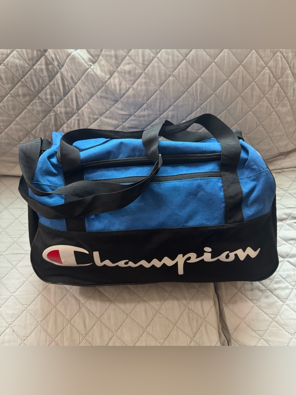 Champion LIFE Utility Duffel Bag With Oversized Logo One Size